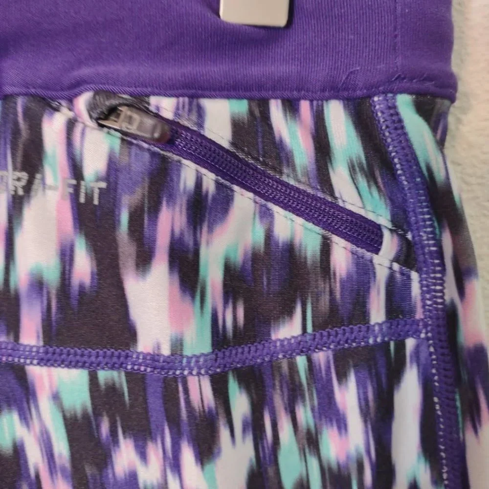 Nike Dri-Fit Purple White Crop Workout Leggings M